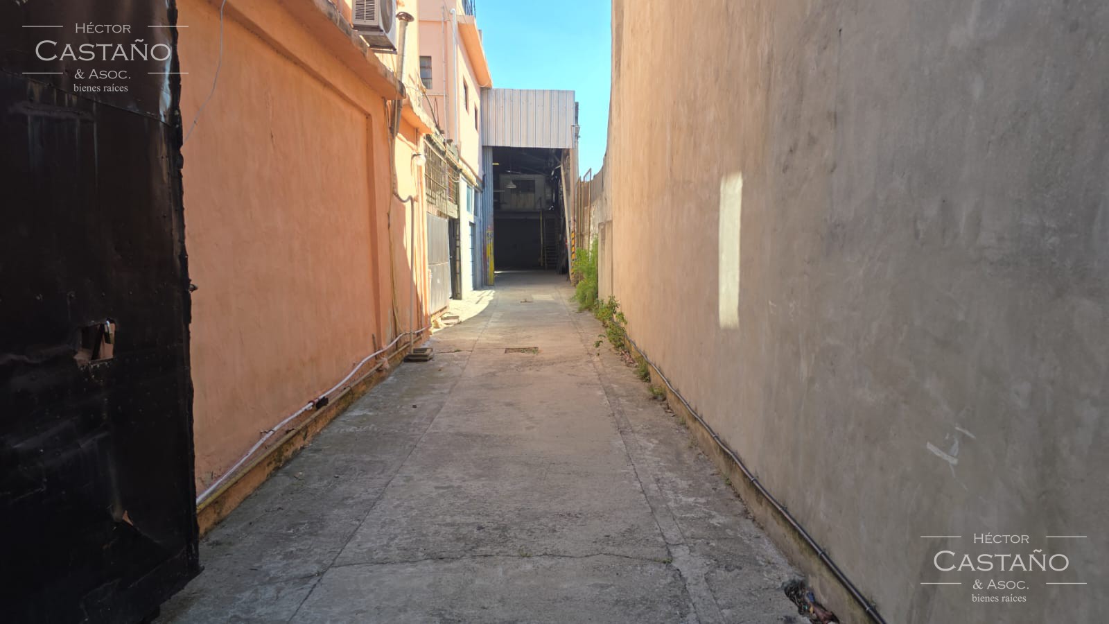 Galpón en alquiler en Villa Adelina – 294 m² Sólo está habilitado para taller mecánico automotor