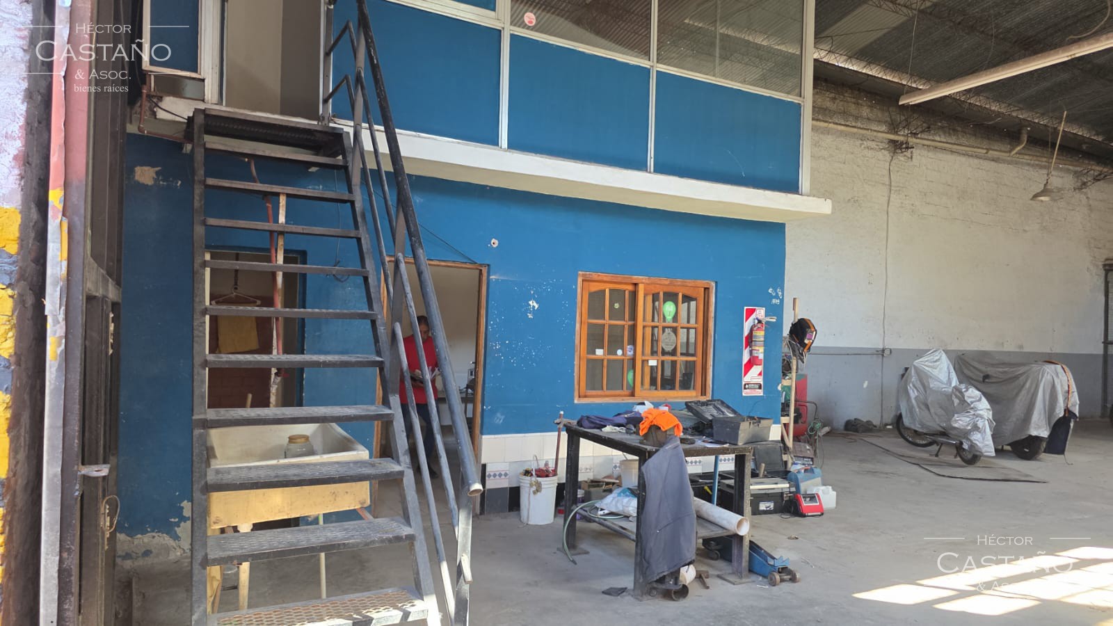 Galpón en alquiler en Villa Adelina – 294 m² Sólo está habilitado para taller mecánico automotor
