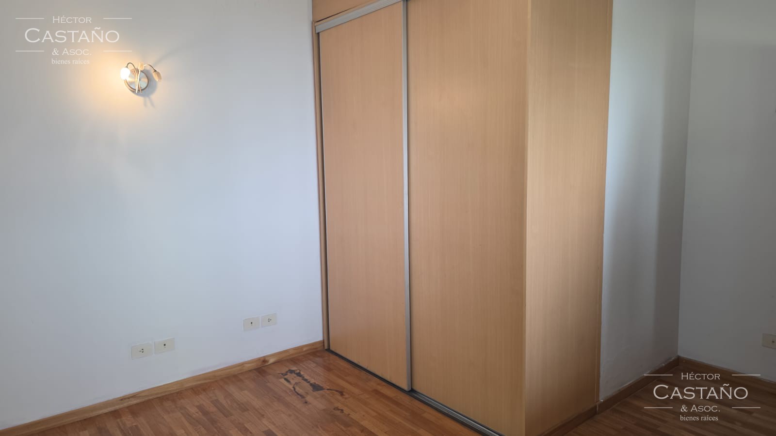 PH USO PROFESIONAL o VIVIENDA, CON JARDIN Y 2 DORMITORIOS