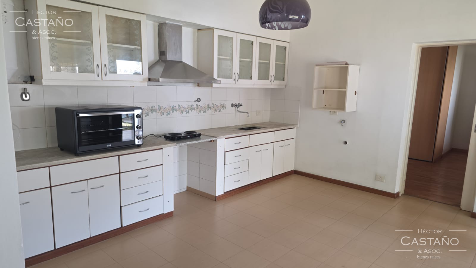 PH USO PROFESIONAL o VIVIENDA, CON JARDIN Y 2 DORMITORIOS