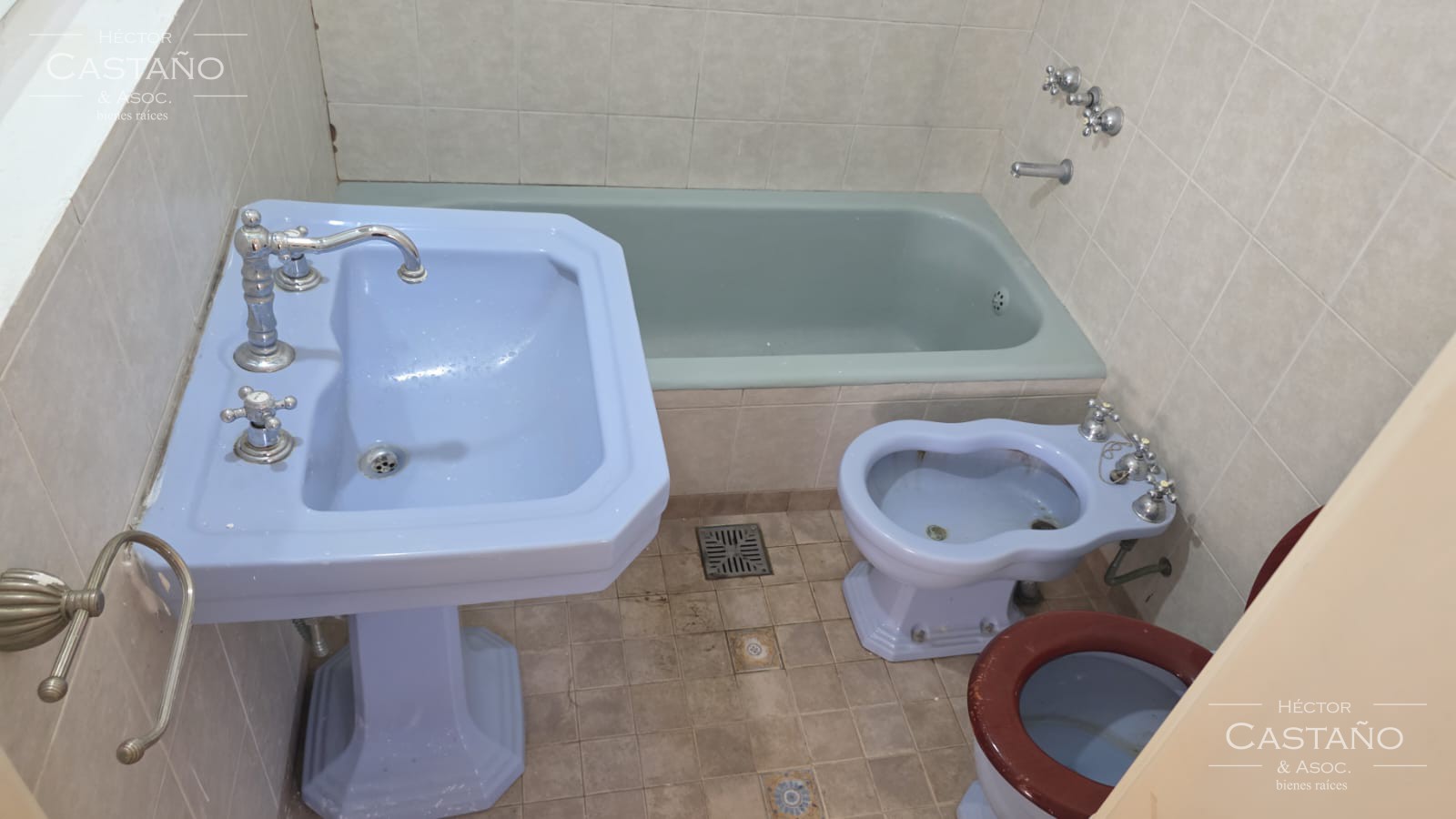 PH USO PROFESIONAL o VIVIENDA, CON JARDIN Y 2 DORMITORIOS