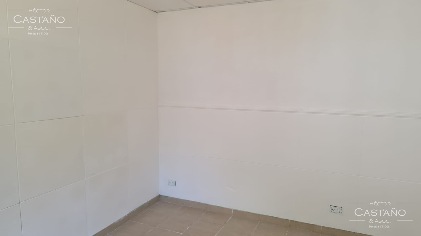 PH USO PROFESIONAL o VIVIENDA, CON JARDIN Y 2 DORMITORIOS
